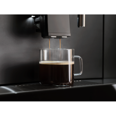 Espressor incorporabil AEG TC8NK7B Seria 8000, Control touch, 12 programe, Display TFT [4]