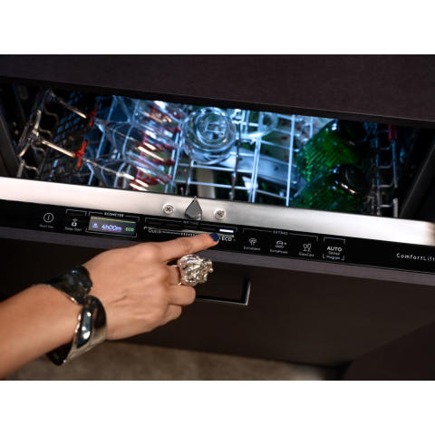 Masina de spalat vase incorporabila AEG FSE73507P, 10 seturi, 7 programe, Clasa D, AirDry, Motor Inverter, Quick Select, SatelliteClean, 45 cm, Alb [5]