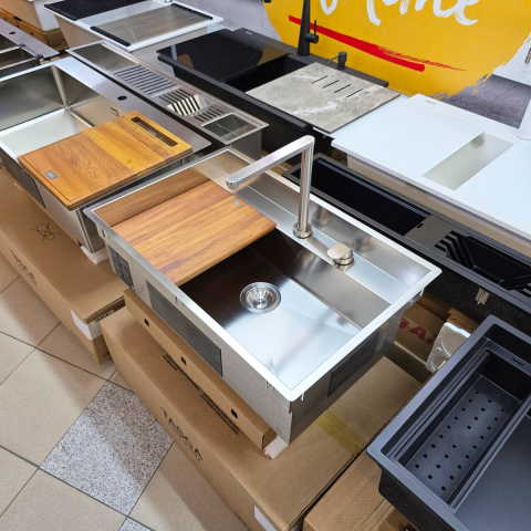 Set chiuveta bucatarie inox CookingAid TASCA PHANTOM BACK PT74 INVISIBLE cu baterie telescopica Tasca Nando si tocator lemn Iroko [18]