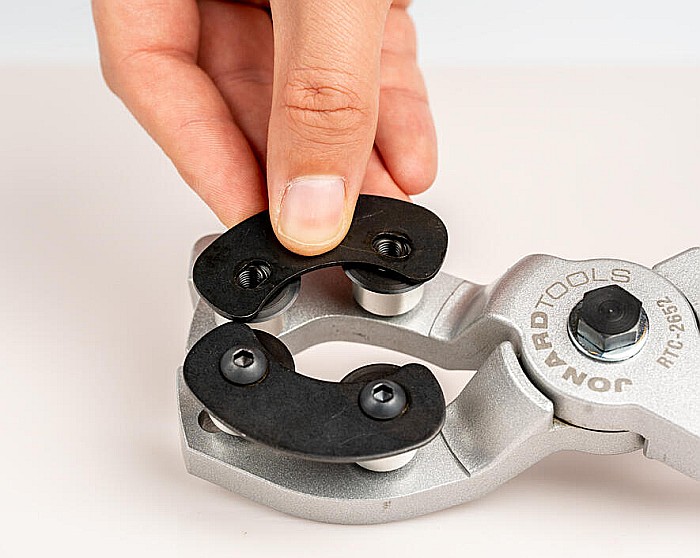 Cutit tubulatura 26 - 40 mm pentru spatii restranse, JONARD [11]