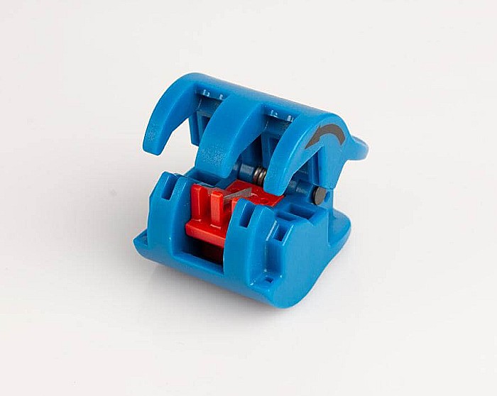 Guided Duct Cutter for thin walled microducts (1 - 1.2 mm) [3]
