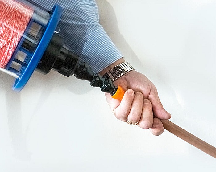 Dispozitiv suflat si tras fir in conducte cu diametrul 18-50mm [3]