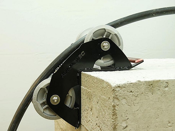 Ghidaj cablu cu 2 role, 90 grade, Ø rola 130 mm, Ø max cablu 100 mm, max 1500 kg [4]