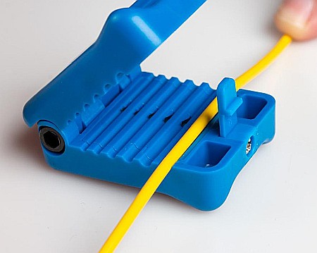 Cutit cu taiere longitudinala pentru extras fibre din buffere de 1,2-3,3mm [1]