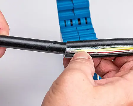 Cutit  cu taiere longitudinala si transversala pentru extras buffere din cabluri de 5.8mm-12mm, Jonard [10]