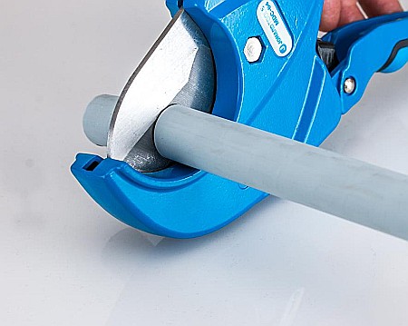 Foarfeca pentru taiat conducte plastic de pana la 64mm diametru [1]