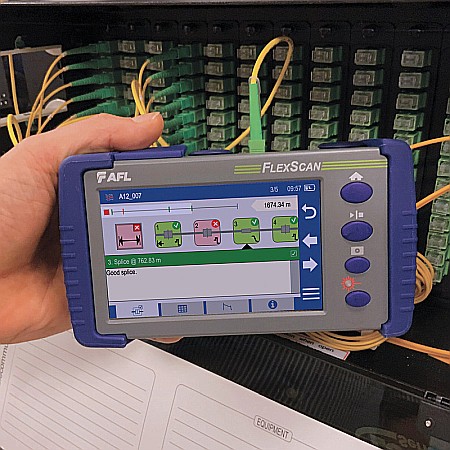 Kit Basic OTDR AFL FlexScan FS300-325 Quad OTDR, VFL, OLS/OPM, BT/WiFi [5]