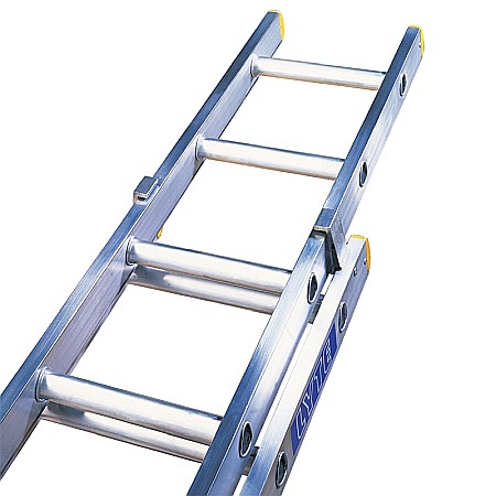 Scari din aluminiu - Scara aluminiu LYTE 2 tronsoane 4.88m (2.92m inchisa) Mills