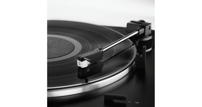 Audio Technica AT-LP60XBT BK [4]