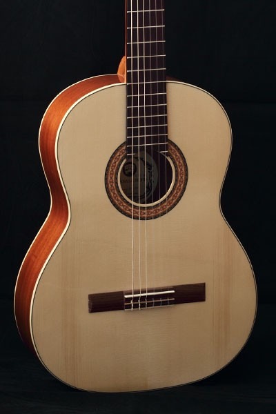 Chitara clasica SM 30 EQ Hora Reghin [2]