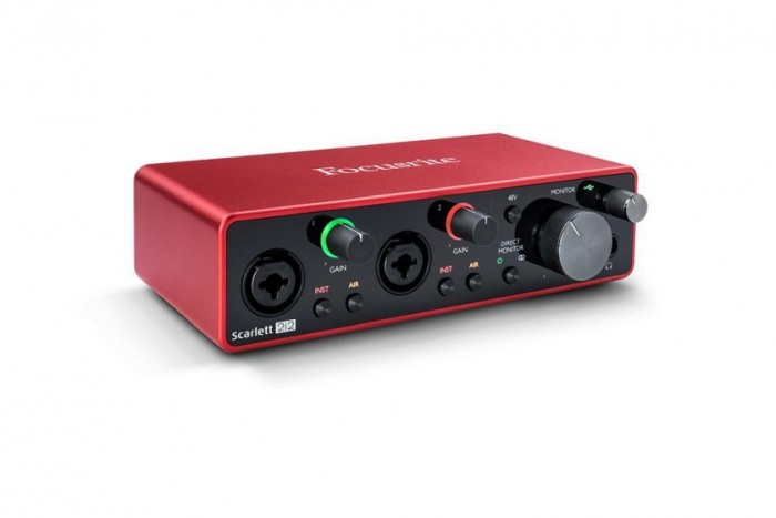 Focusrite Scarlett 2i2 3rd Gen [2]