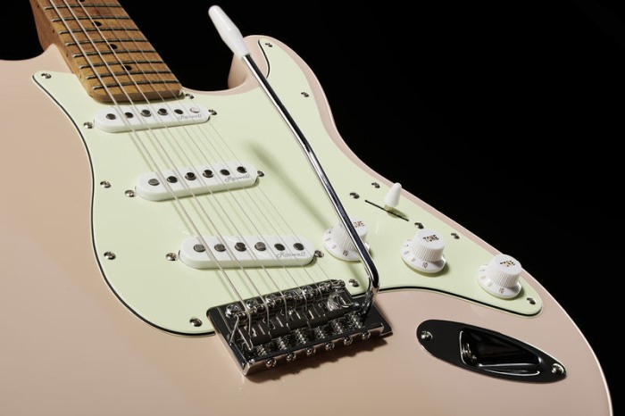 Harley Benton ST-62CC MN Shell Pink [12]