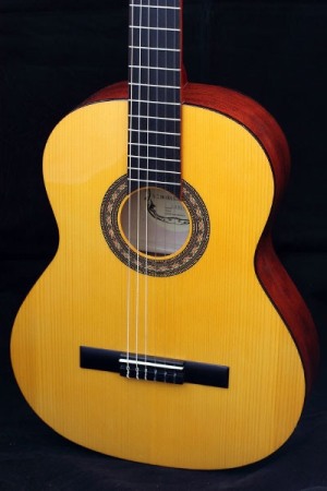 Chitara clasica Laura N 4/4 Hora Reghin [1]
