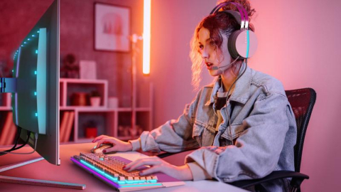 Monitoare - Monitor Philips 32" 32M2N8900/00