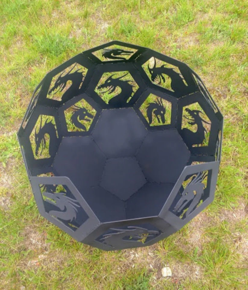Vatră de foc sferică din oțel cu dragon – fire pit decorativ pentru exterior [2]