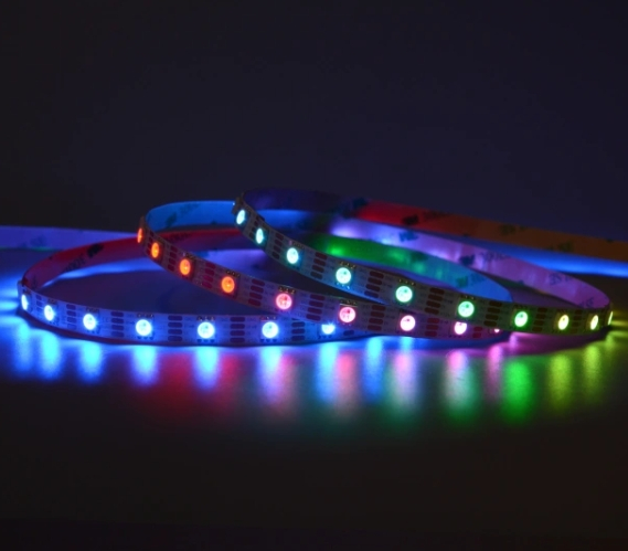 Digitális LED szalag 60 LED IC2815 (60 pixel) • 12V • 10W • RGB (1 LED = 1 pixel) • IP20 • 10 mm [3]