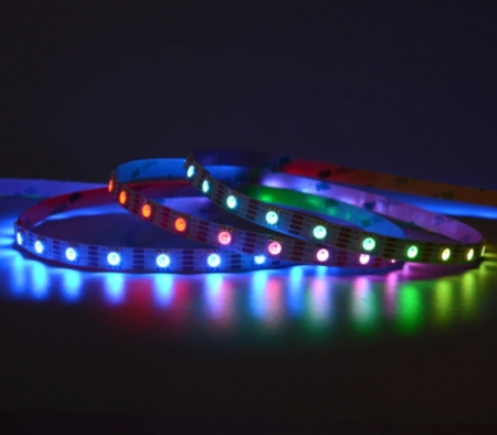 Digitális LED szalag 60 LED IC2815 (60 pixel) • 12V • 10W • RGB (1 LED = 1 pixel) • IP20 • 10 mm [2]