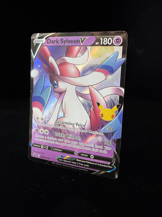 Dark Sylveon V (SWSH134) - NM | Pokemon SWSH Black Star Promos [4]