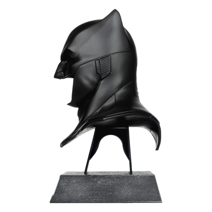 Batman DC Direct Mini Replica 1/3 Batman Cowl (Justice League Tactical Suit) 19 cm [4]