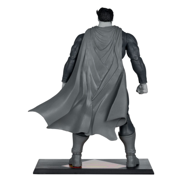 DC Multiverse Action Figure Superman (The Dark Knight Returns) (Black & White Accent Edition) (Gold Label) 18 cm [7]