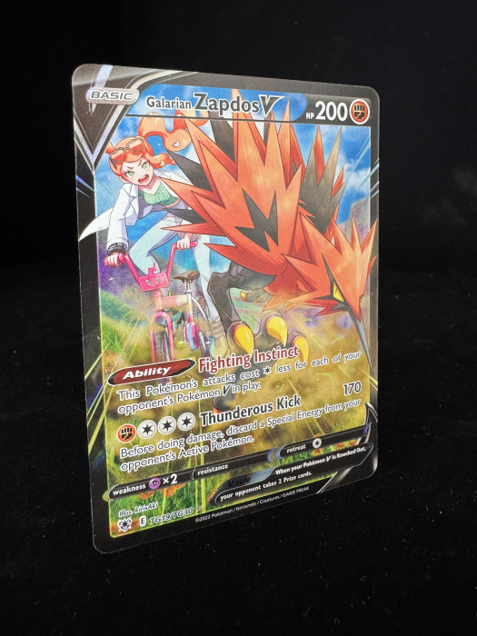 Galarian Zapdos V (ASR TG19) - NM | Pokemon Astral Radiance [3]