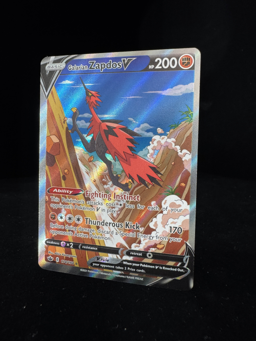 Galarian Zapdos V (CRE174) - NM | Pokemon Chilling Reign [4]
