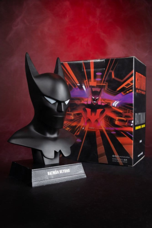 DC Direct Prop Replica 1/3 Batman Cowl (Batman Beyond Animated) 18 cm [13]