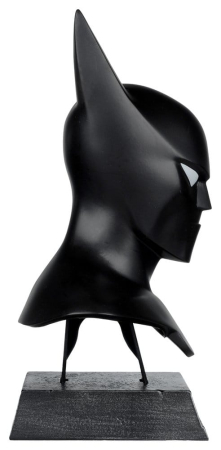 DC Direct Prop Replica 1/3 Batman Cowl (Batman Beyond Animated) 18 cm [6]