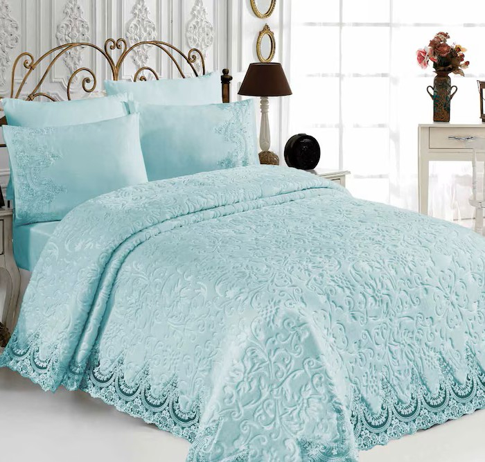 Set Lenjerie + Cuvertura de lux Matlasată cu broderie Elegantă 6 piese Turcoaz [1]