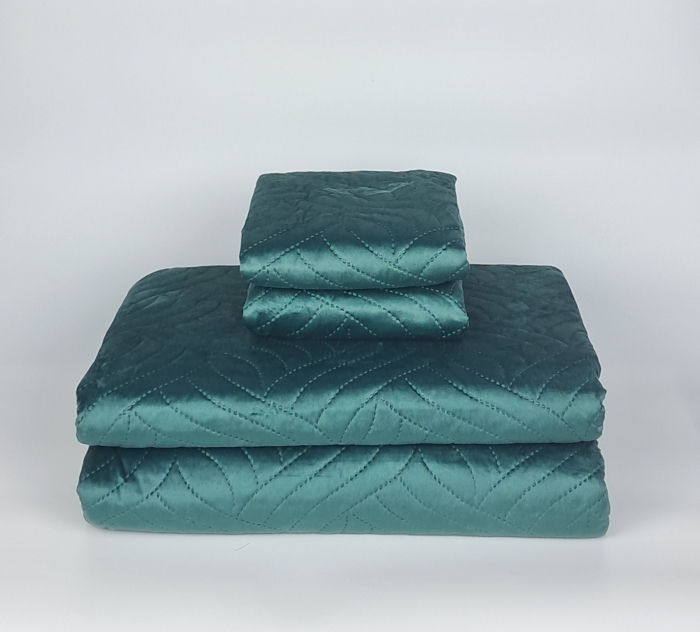 Cuvertura De Pat Catifea Luxury + 2 Fete De Perna [2]