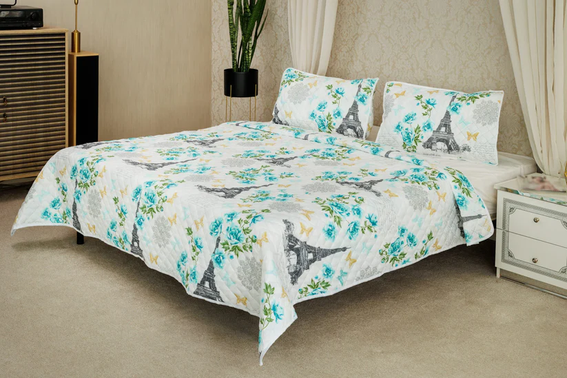Set Cuvertură Eleganta 3 Piese,Model Paris 200x240 cm + 2 Fețe de Pernă 50x70 cm [1]