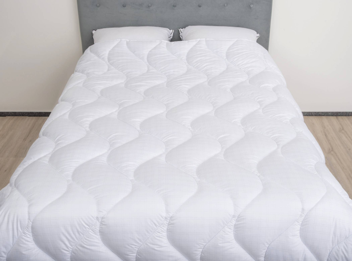 Pilota de iarna  150x200 cm, microfibra cu fibre de carbon, umplutura groasa 400 gsm, pentru iarna [1]