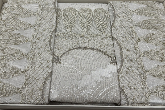 Set de Pat 6 Piese Super Lux – Bumbac Premium cu Broderie Manuală Aurie [2]