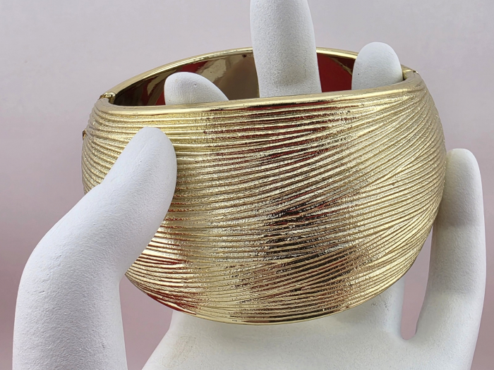 Bratara Aurora aurie [1]