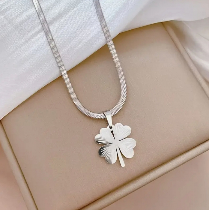 Colier Lucky argintiu [4]