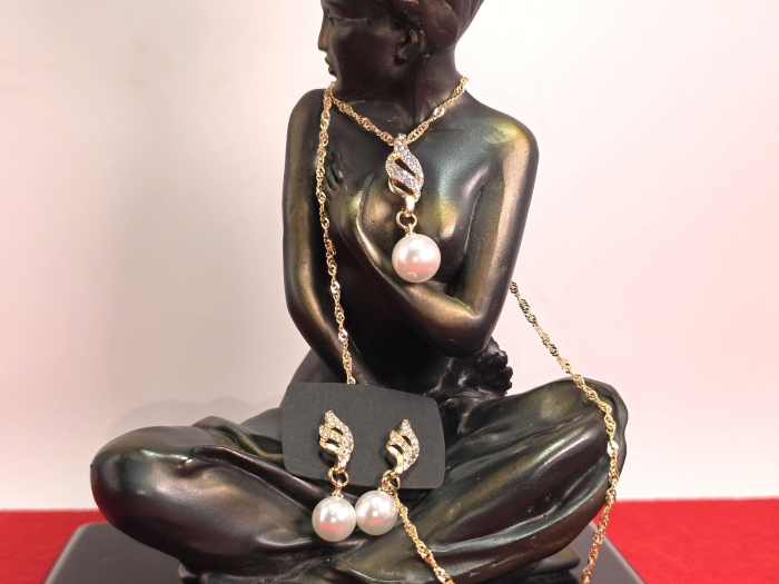 Set Andreea auriu [4]