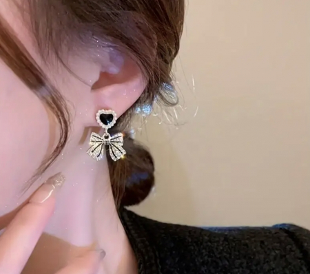 Cercei Abigail aurii [1]