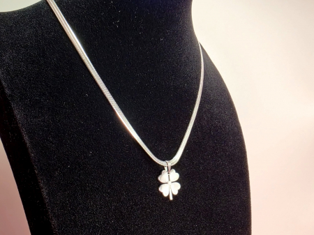 Colier Lucky argintiu [2]