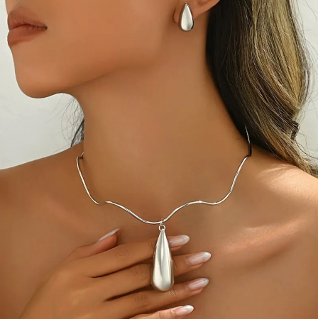 Colier Sorina argintiu [1]