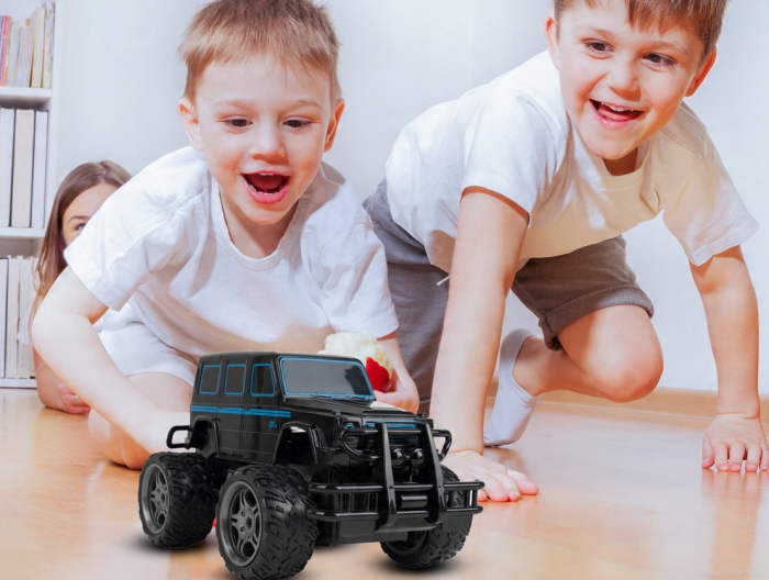 Mașină RC SWAT cu Încărcător și USB [4]