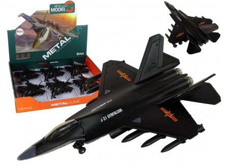 Avioane, Elicoptere, Tancuri - Avion de Vânătoare Negru cu Acționare prin Fricțiune, Scară 1:72