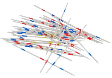 Mikado – Joc clasic cu bețe din lemn pentru mai mulți jucători [1]