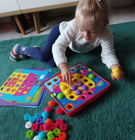 Puzzle cu butoane colorate – Mozaic Giraffe (Ciupercuțe) – 12 planșe [2]