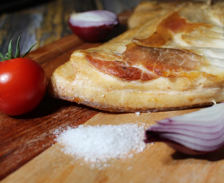 Mezeluri si specialitati - Slanina afumata