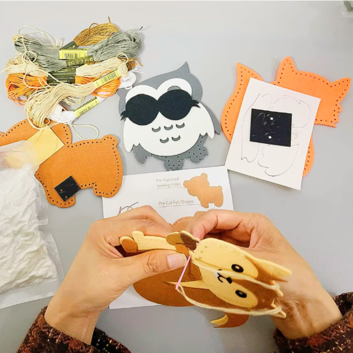 Set de cusut DYI, din fetru de calitate, tematica padure, 12 elemente, ideala pentru copii de 5-7 ani, multiple abilitati dezvoltate [4]