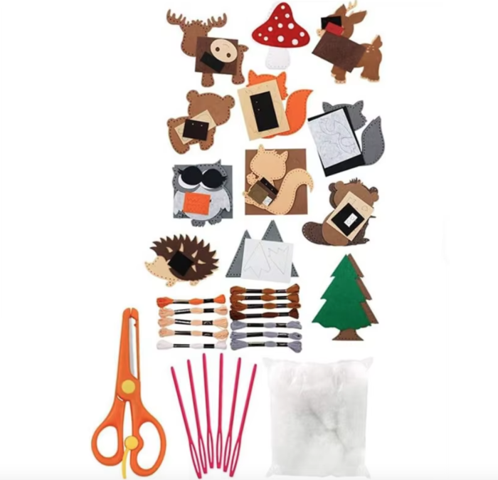 Set de cusut DYI, din fetru de calitate, tematica padure, 12 elemente, ideala pentru copii de 5-7 ani, multiple abilitati dezvoltate [2]