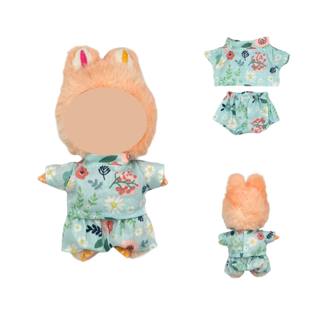 Haine și accesorii pentru păpuși - Set imbracaminte pentru papusi, model bleu cu flori, bluza si pantaloni, 17 cm