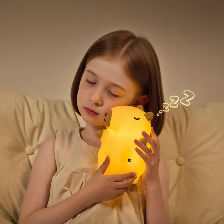 Veioza portabila de tip lampa LED din silicon, model capybara care sforaie si se aprinde, bej cu maro, lumina reglabila, incarcare tip USB-C, white noise, 20x13.9x8.7 cm [3]