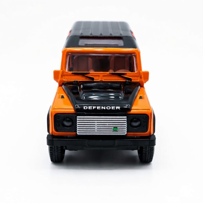Machetă Auto Land Rover Defender 110 Portocaliu, Metal, Scara 1:32 [2]