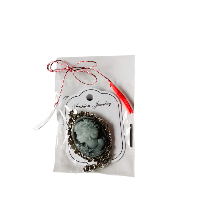 Martisor brosa camee argintie, model 26 [2]